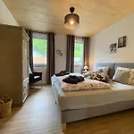 Waldblick - 4-star In Ouren Бург-Ройланд