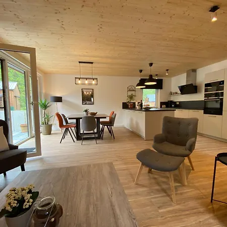 Waldblick - 4-star In Ouren Semesterbostad