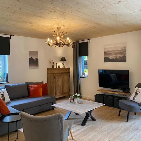 Waldblick - 4-star In Ouren Semesterbostad Burg Reuland