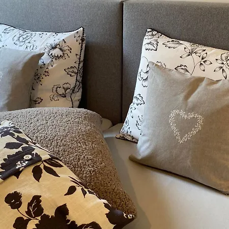 Holiday home Waldblick - With Wellness In Ouren *