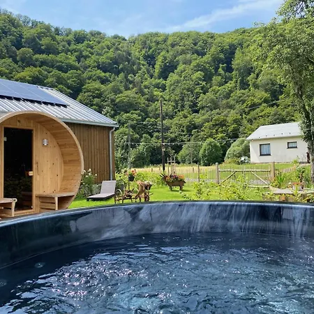 Waldblick - 4-star In Ouren Semesterbostad *